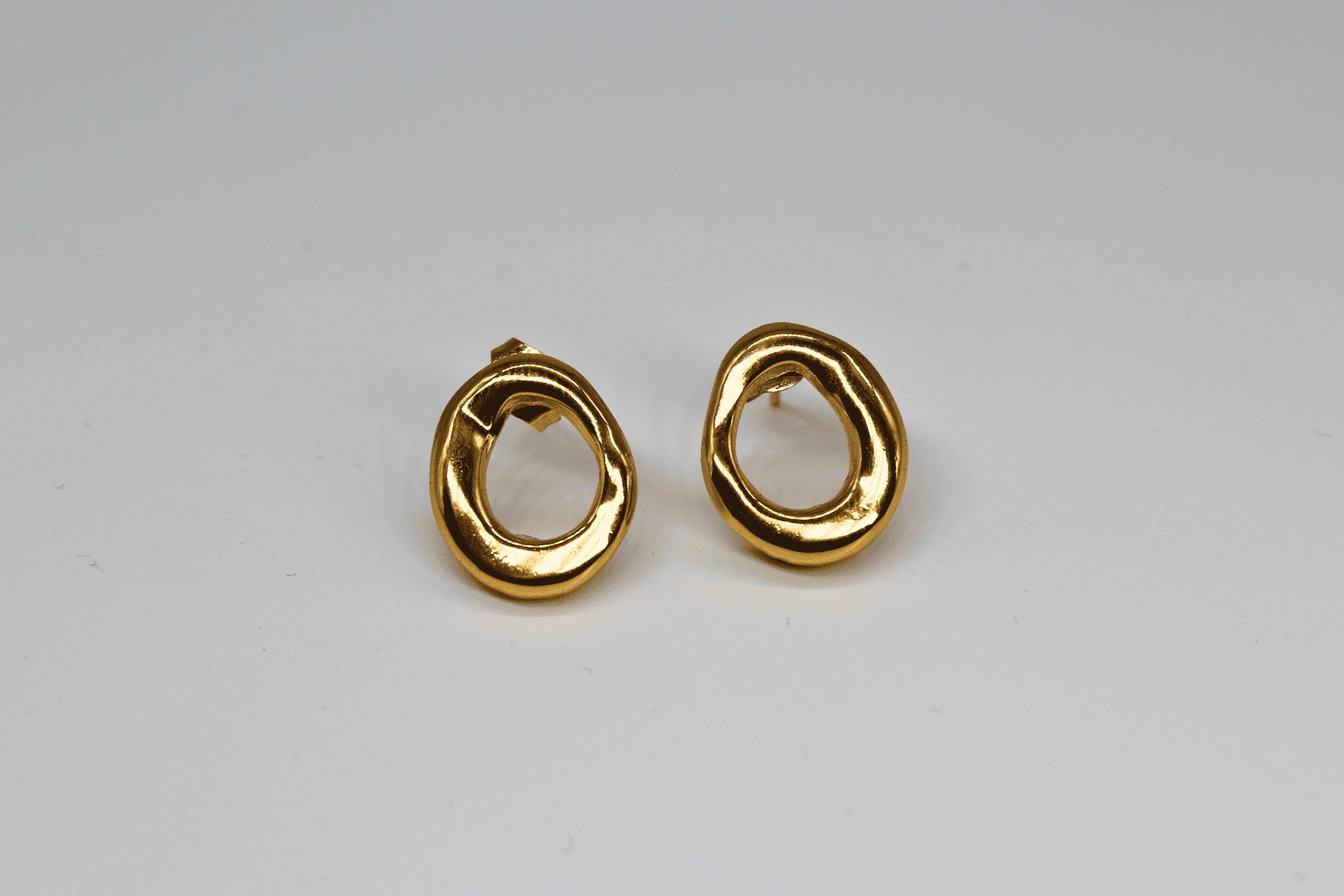 Pendientes Ona